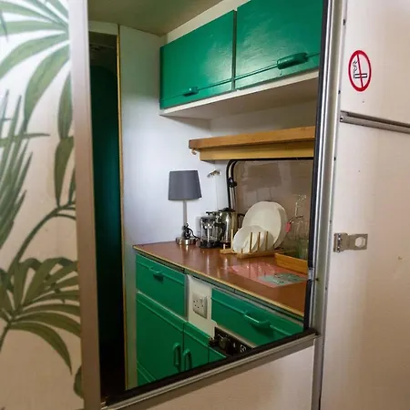 Towed Town 布里斯托